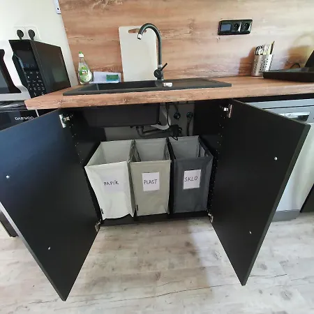 Apartmany Svata Lejlighed *